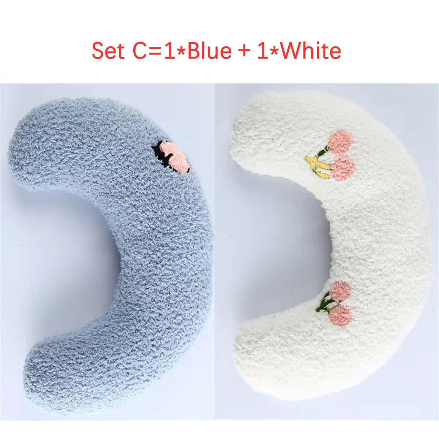 Velvet Pet Neck Pillow — Soft Plush Support Pillow & Toy for Cats & Small Dogs